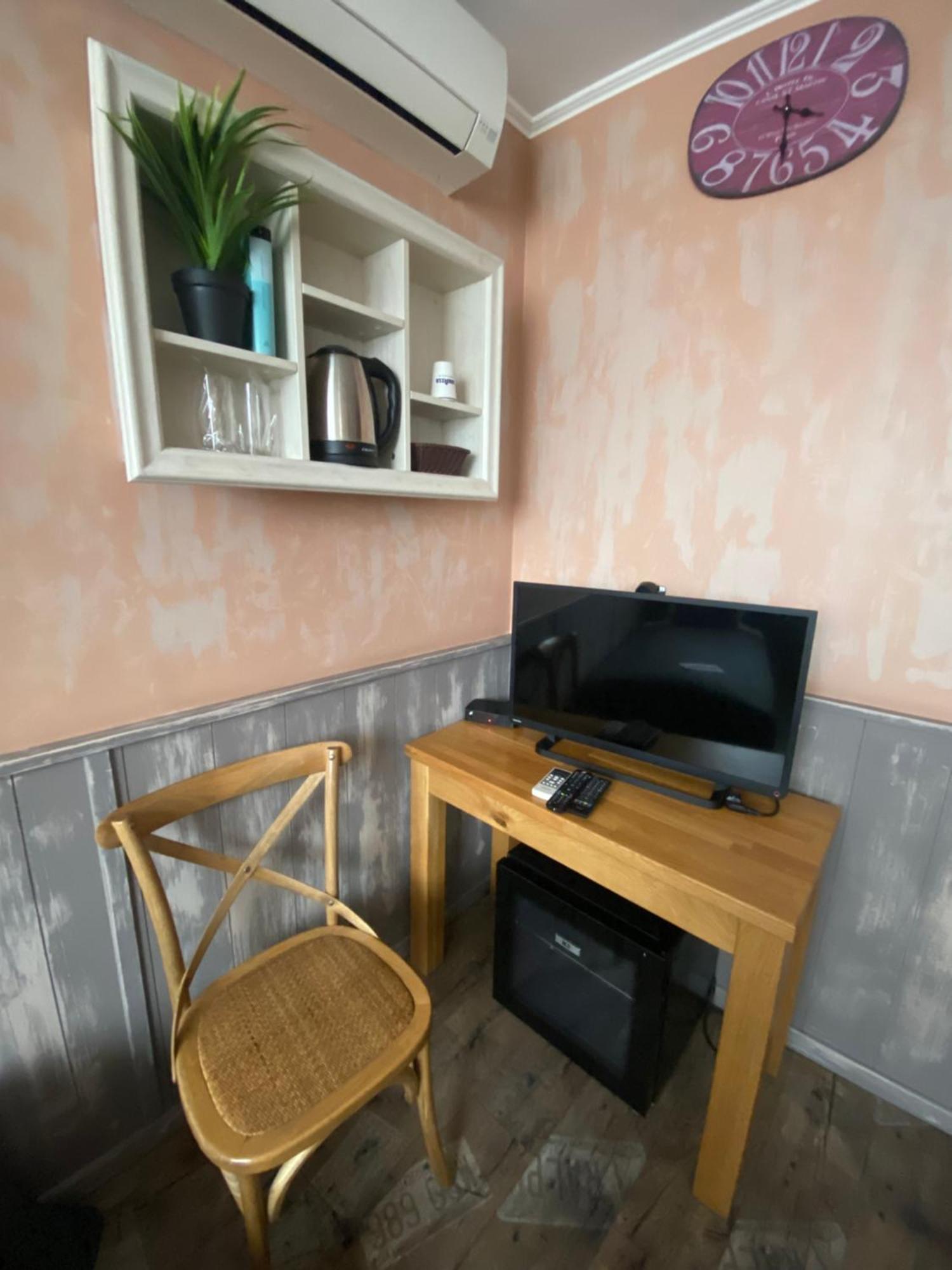 City Hotel Veliko Tarnovo Ngoại thất bức ảnh